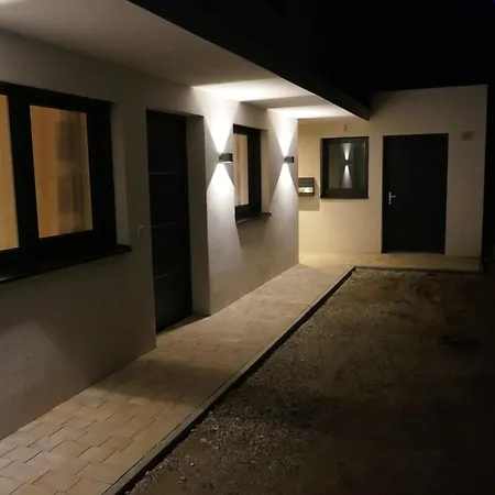 Alpine Momente דירה ניוסטיפט אים סטובאיטל